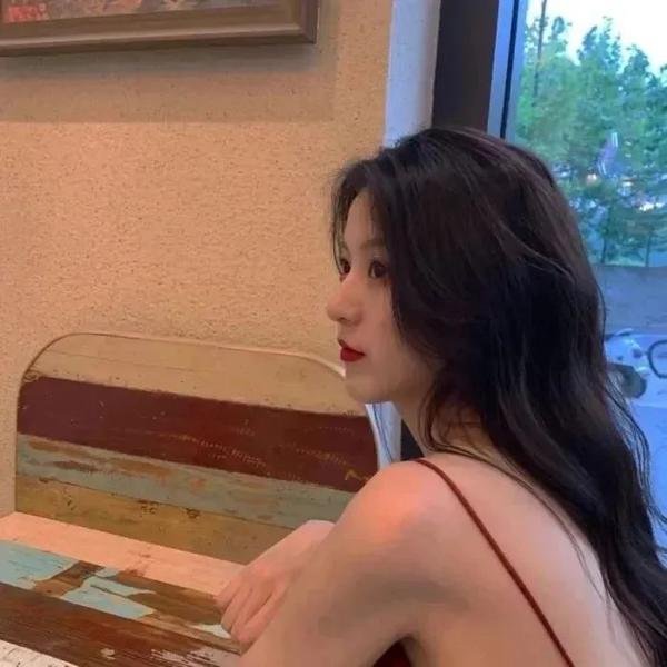山村姐妹